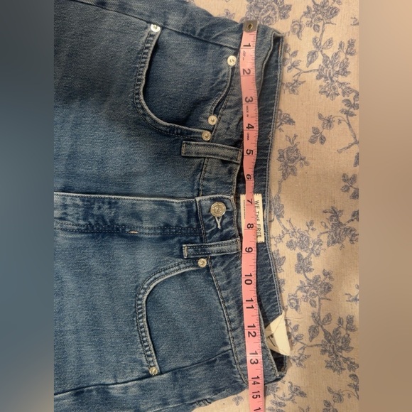 We The Free Truro Baggy Puddle Jeans Women’s size 29 - Picture 6 of 9